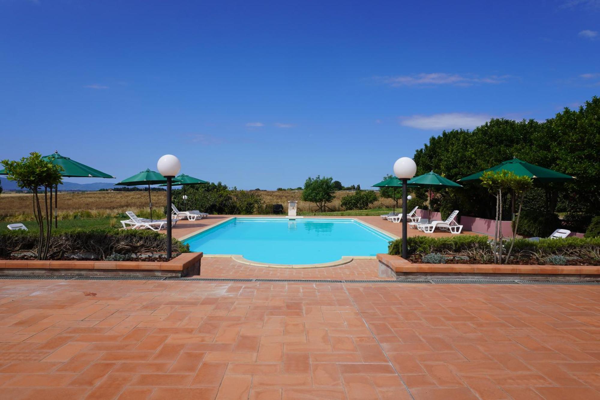 Agriturismo Podere Santa Virginia アルビニア エクステリア 写真